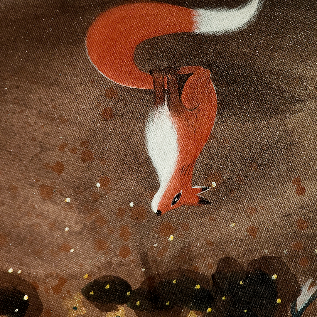 Phases of the Earth in Silence